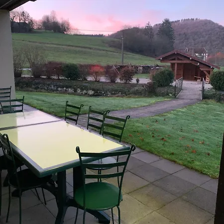 L'arcange 3 Au Calme Franche Comte Bord De Riviere Peche Sur Place Holiday home *